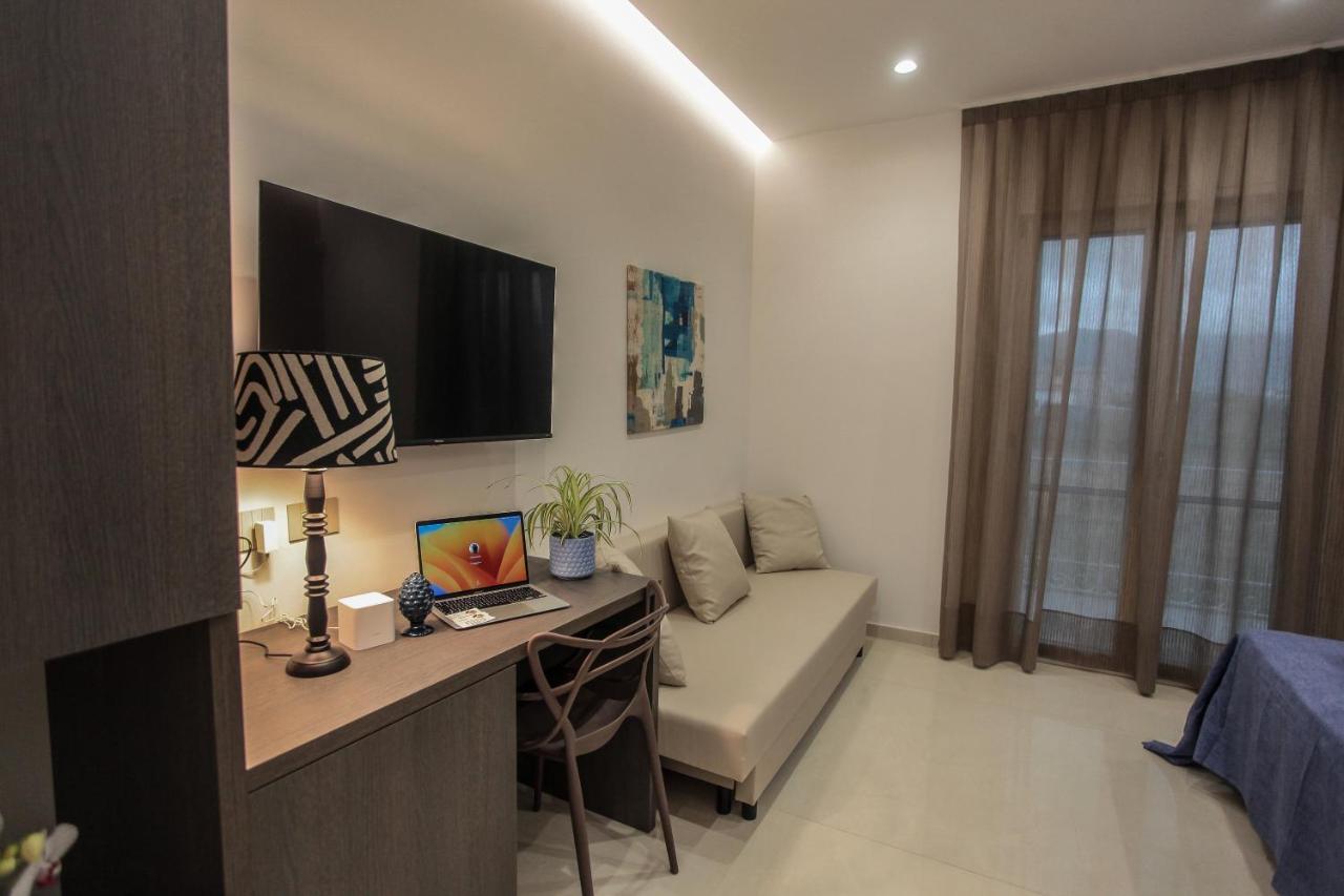 Bnb Villa Langellotti Pompei Bagian luar foto