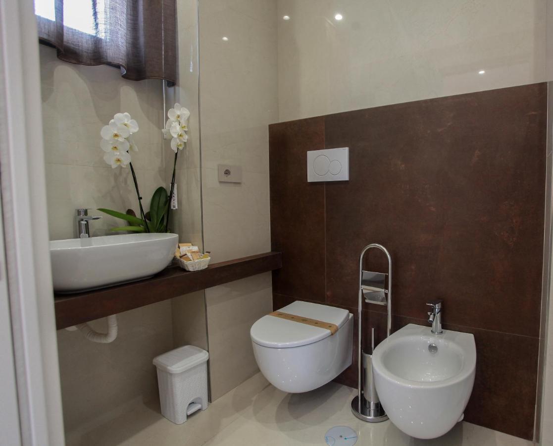 Bnb Villa Langellotti Pompei Bagian luar foto
